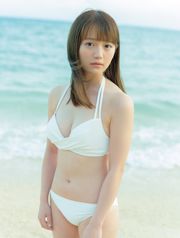[VIERNES] Yuka Ozaki "El actor de voz del personaje principal del anime" Kemono Friends "ahora está en un bikini blanco" Foto