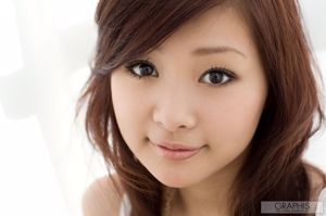 Suzuka Ishikawa Suzuka Ishikawa [Graphis] Première gravure Première fille