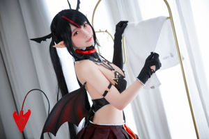 [Bienestar COS] Anime blogger G44 no será lastimado - Robelia Succubus