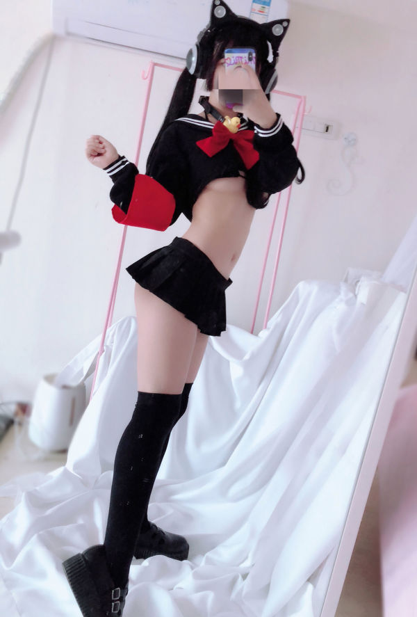 [Net Red COSER] Sakurai Ningning - Seragam Setengah Payudara