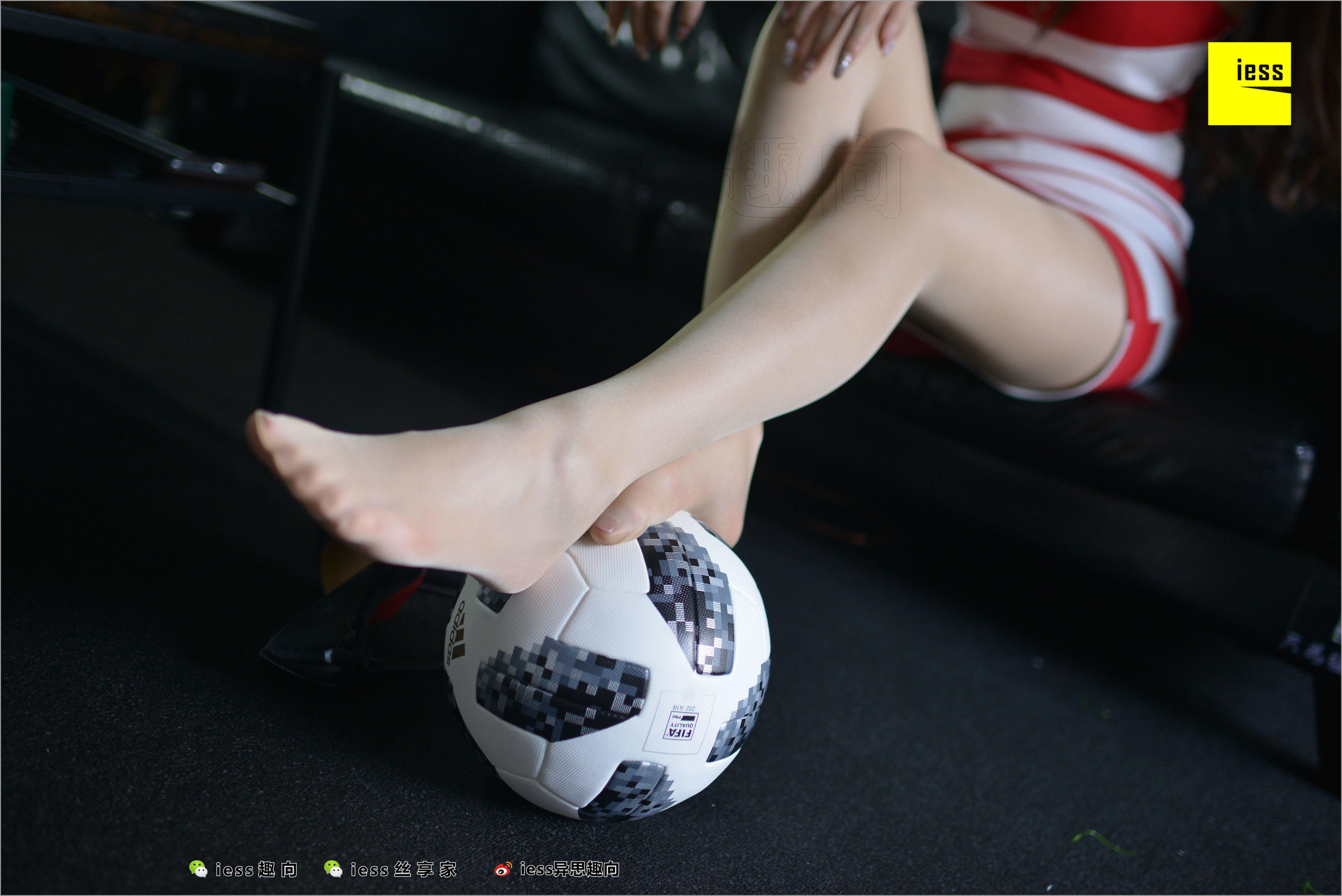 Yunzhi "Beer World Cup in Silk Stockings I-Knowing a Ball" [Iss Fun to IESS] Silky Foot Bento 248 Page 66 No.30a50a