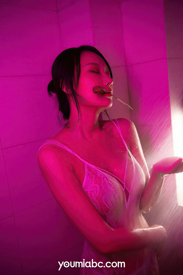 [尤 蜜 荟 YouMiabc] Cuộc sống về đêm của một thần tượng trong sáng của He Jiaying