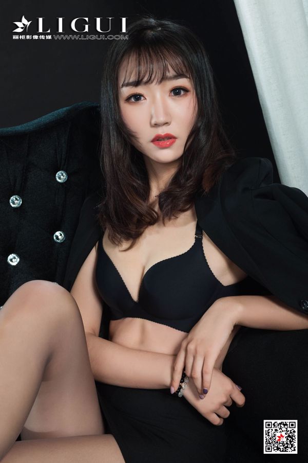 Modèle Xiaohan "Porc avec des talons hauts et de belles jambes OL" [丽 柜 LIGUI] Network Beauty