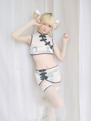 Le star sono in ritardo "Panda Cheongsam" [Welfare COSPLAY]