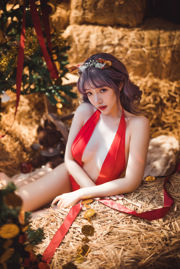 [Cosplay] Anime Blogger Wenmei - Christmas 2020