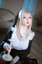 [福利COS] 白嫩美少女鬼畜瑤 - 修女