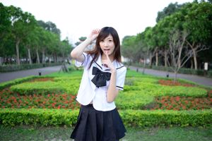 Taiwan Schönheit Queena Lin Mojing "Uniform Temptation" Fotosammlung