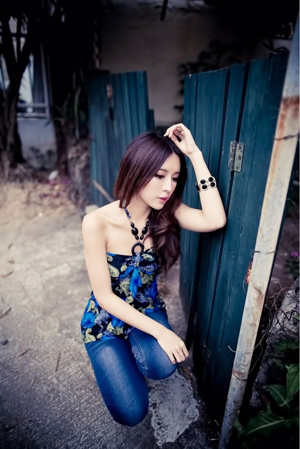 [Taiwan Zhengmei] Zhengmei Zhang Qijun dagli occhi grandi "Riprese colorate all'aperto"