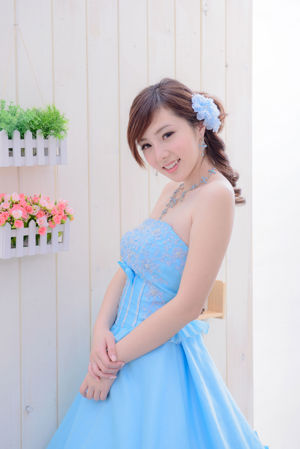 Chen Siying "Blue and White Wedding Photo Album"